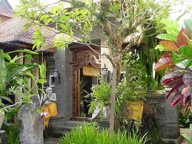 Villa Putu Bali & Spa *